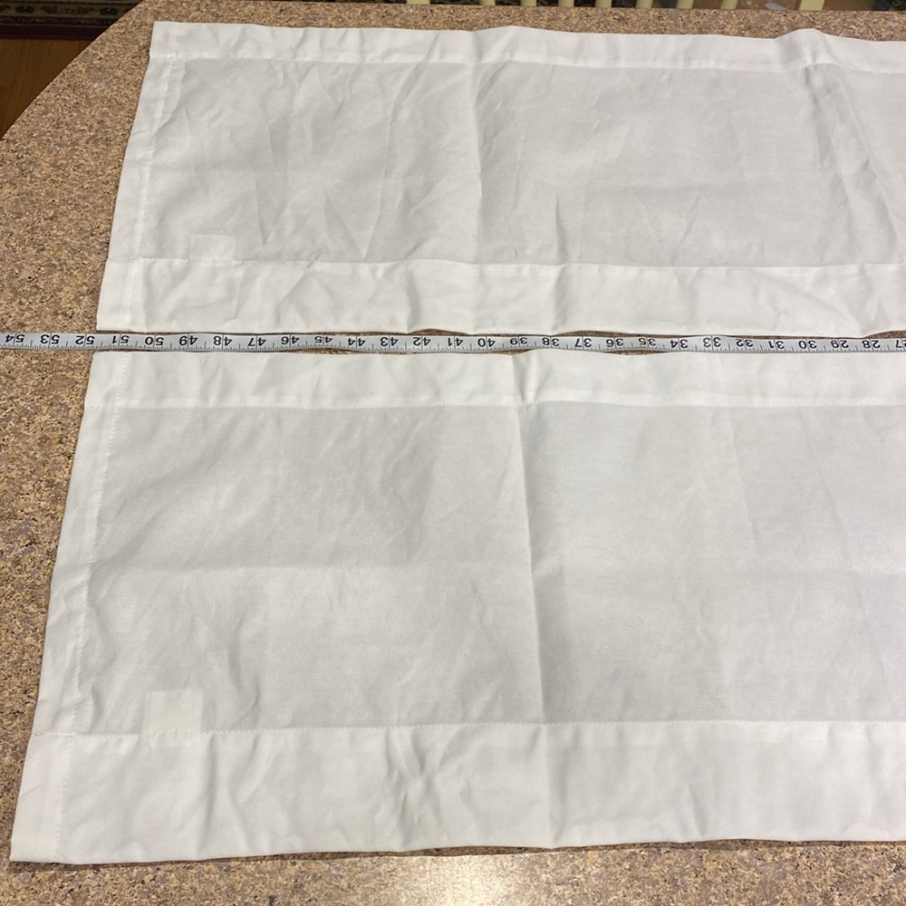 2 Room Essentials White Valances Curtains - Picture 8 of 17